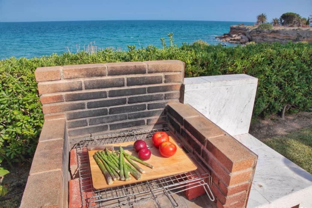Casa Vesalia A 1A Linea De Mar Con Aa Y Wi-Fi. Villa Vinarós Exteriör bild